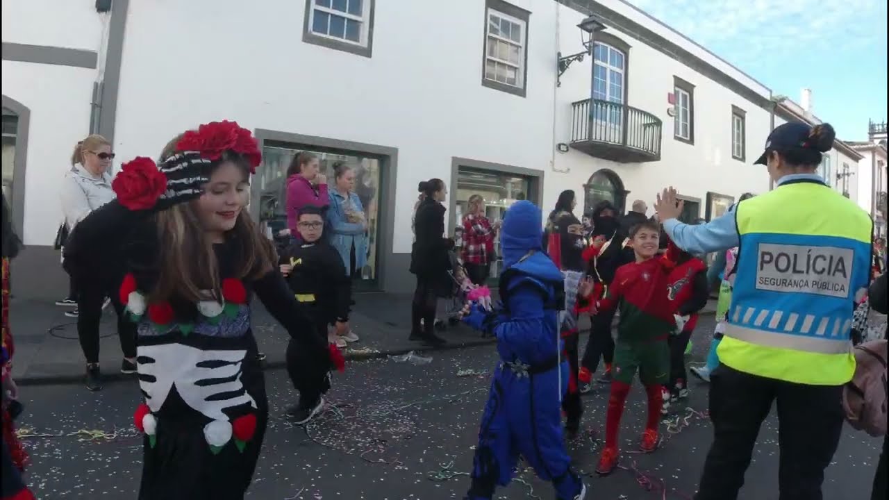 desfile de carnaval na ribeira grande