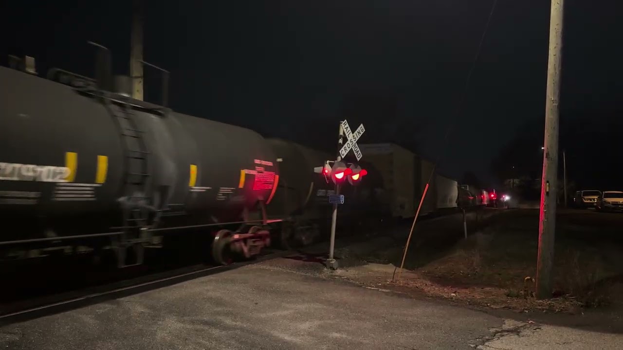 CN L546 north on CN STL Sub - (Belleville, IL)
