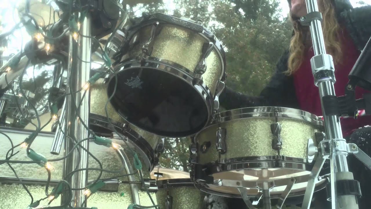 DRUMMING Around The Christmas Tree - JOEY MUHA