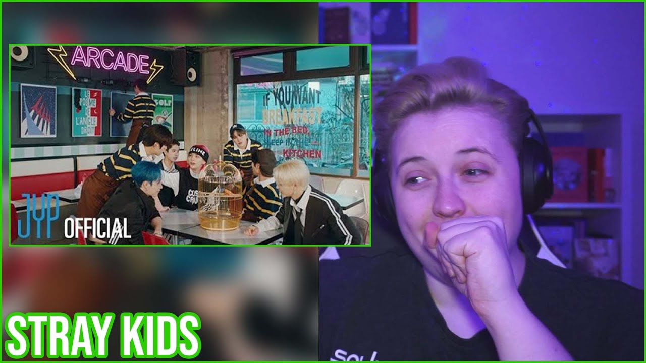 REACTION to STRAY KIDS - MANIAC MV