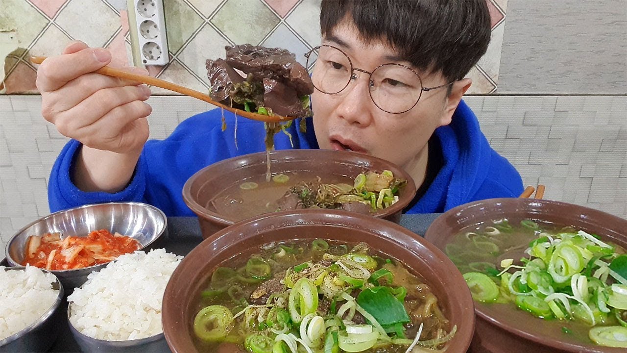가마솥에 끓인 선지국밥 3천원??선지 엄청많아.. 세그릇 먹었습니다!! Ox Blood Rice Soup mukbang 야식이 먹방