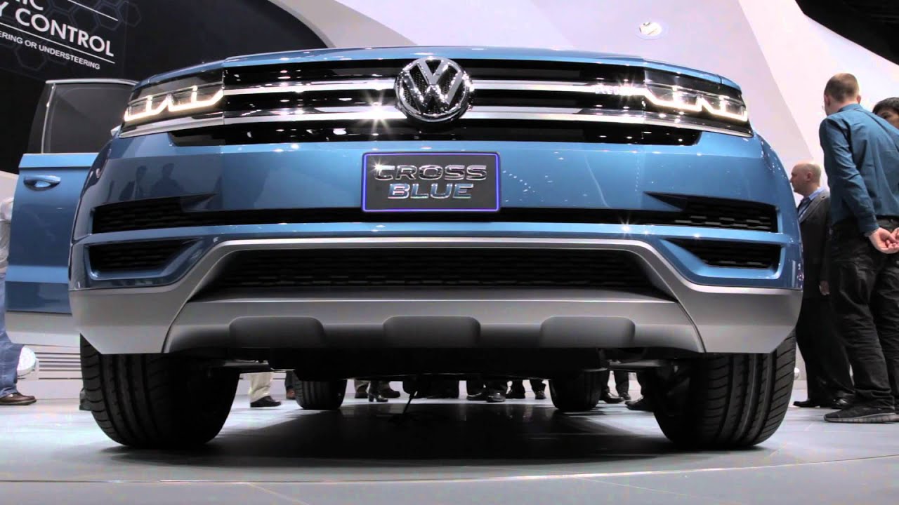 Volkswagen CrossBlue Concept First Look - 2013 Detroit Auto Show