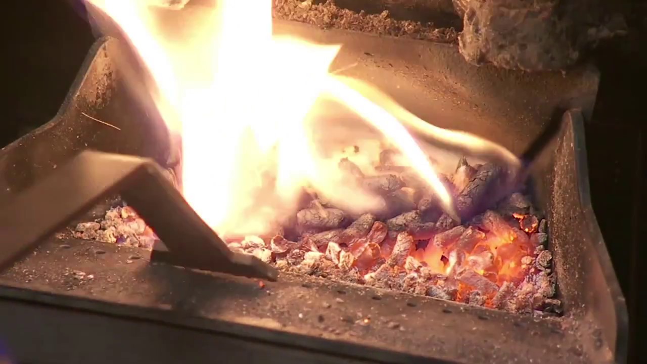 Harman&reg; XXV-TC Pellet Stove Maintenance Video