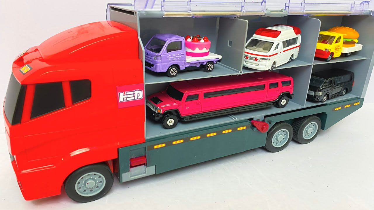 トミカ☆はたらくくるまのトミカのミニカーを開封してコンボイへ収納します！Unboxing Tomica working car minicars in the convoy!