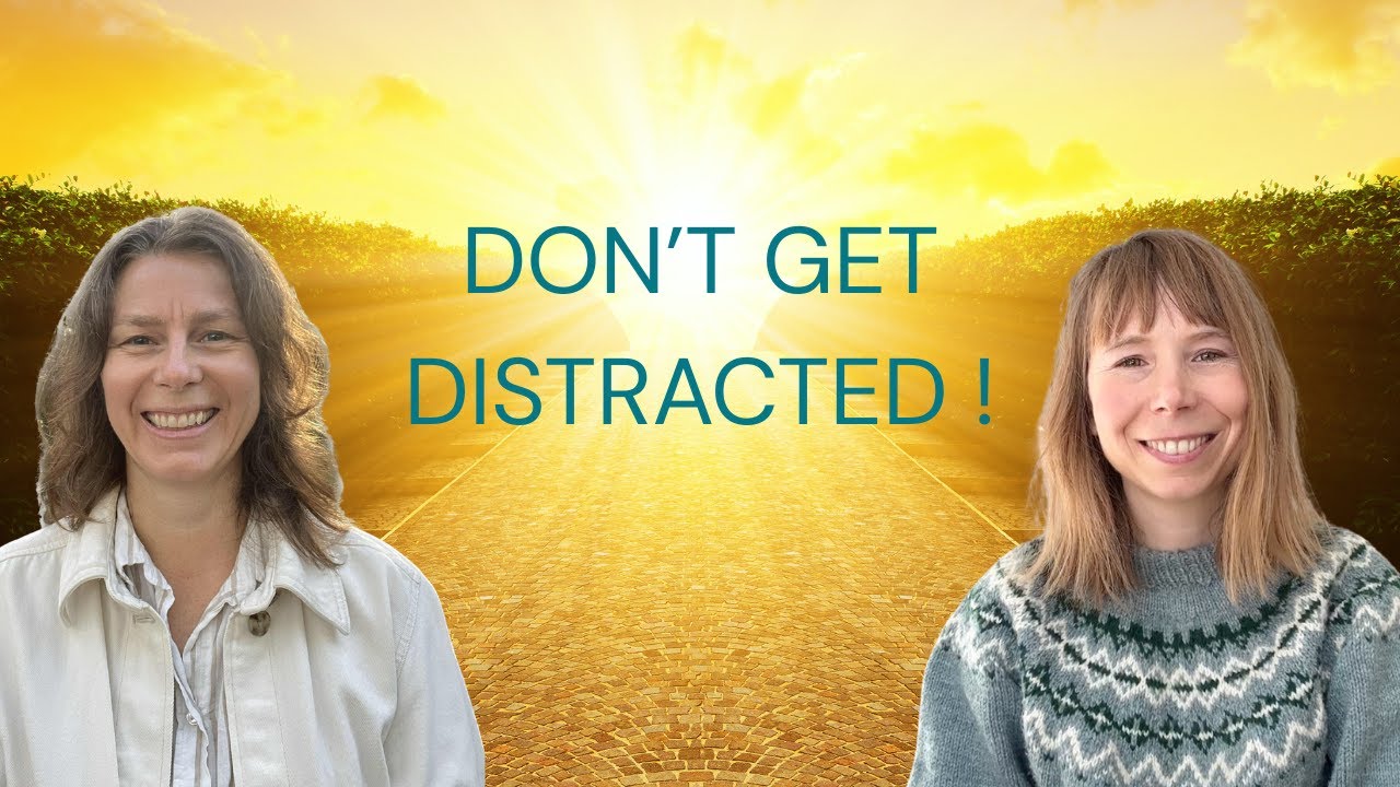 Don't Get Distracted By The Chaos ! How To Balance Future Vision & Present Moment Awareness