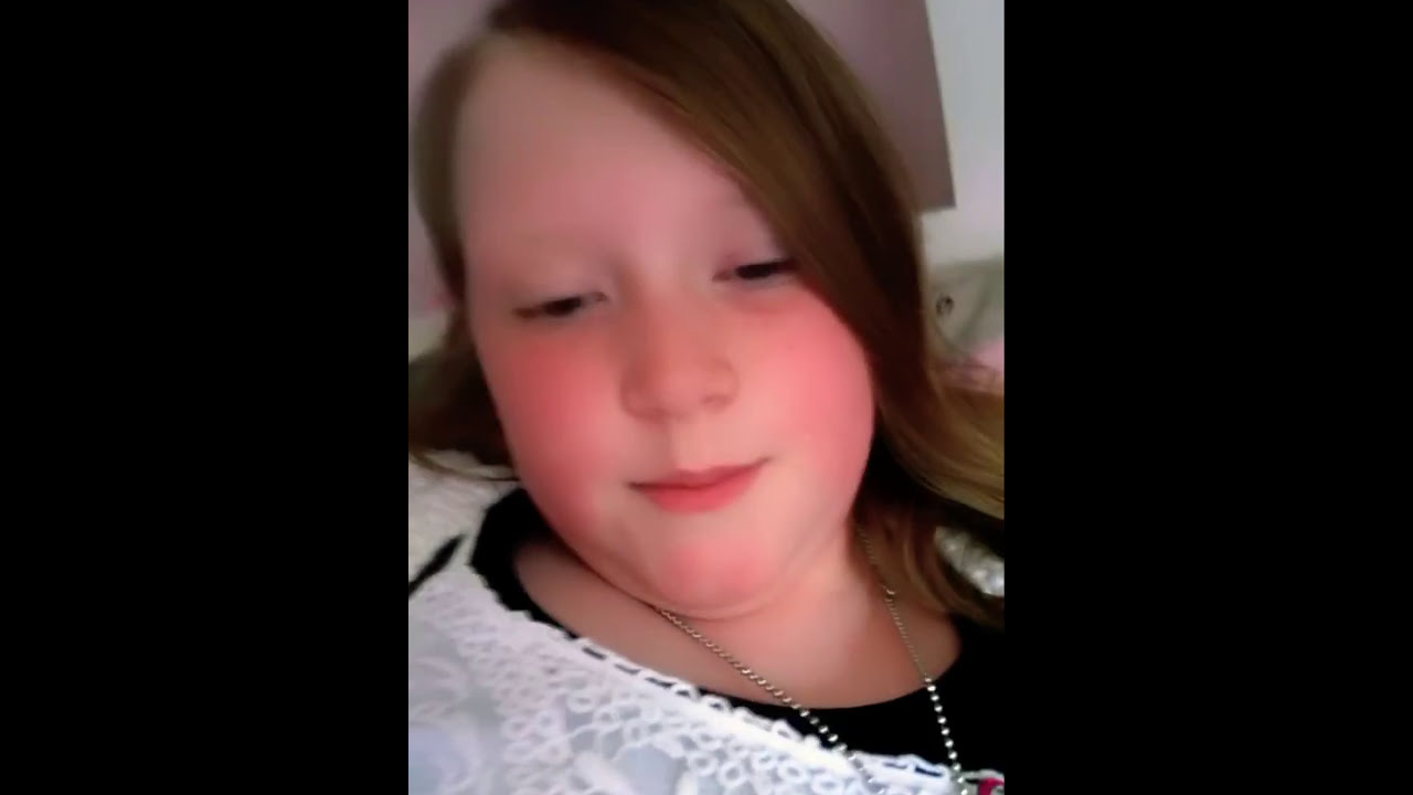 My daily vlog enjoy (sorry I didn't mean to dab but I love dabbing deal with it)