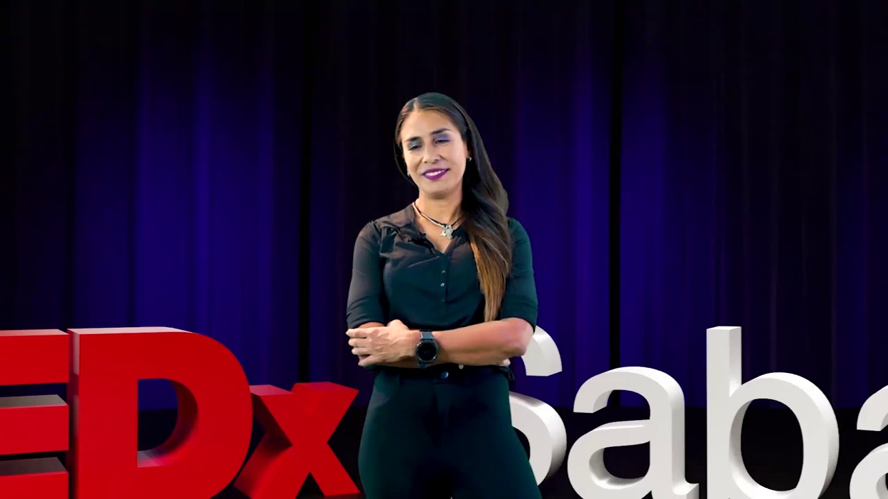 ¿Cómo es correr 300 kilómetros en la montaña y qué se aprende? | Ligia Madrigal | TEDxSabana