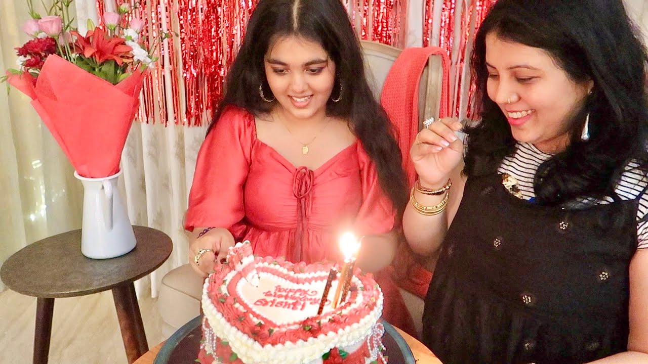 Srishti's 18 Birthday Party & Party Vlog 🔴 Midnight Birthday Celebration