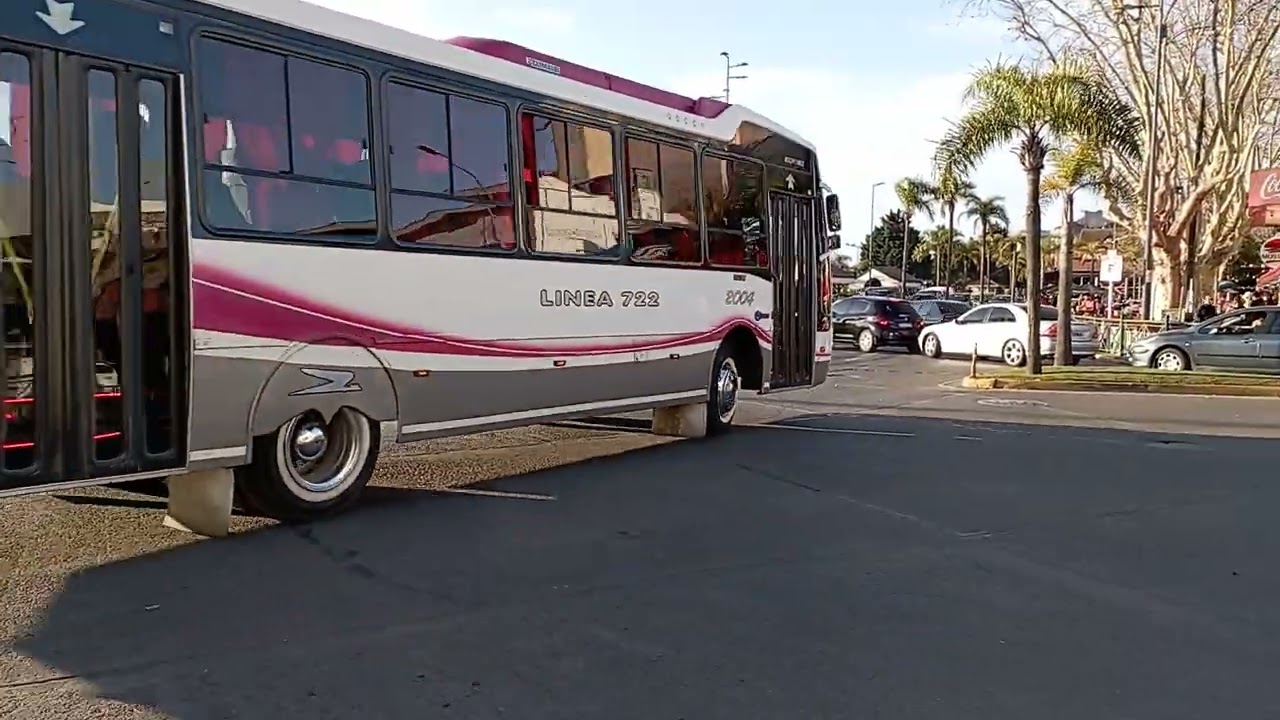 🐸 Linea 722 Interno 2004 La Ranita Nuovobus Citt&aacute; OF-1621 en Tigre. 🐸