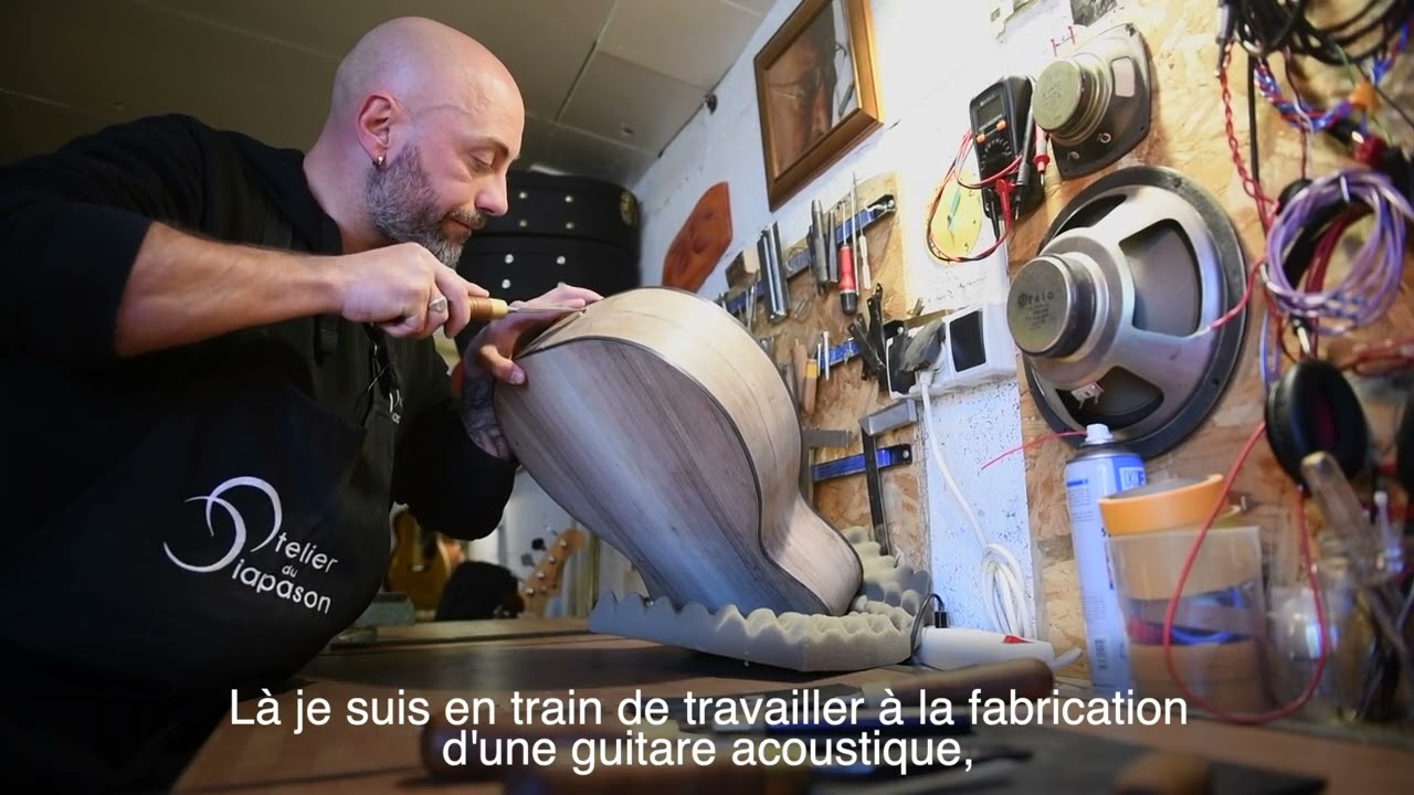 Dans l'atelier de Thomas Vallaude, luthier, fabricant de guitares