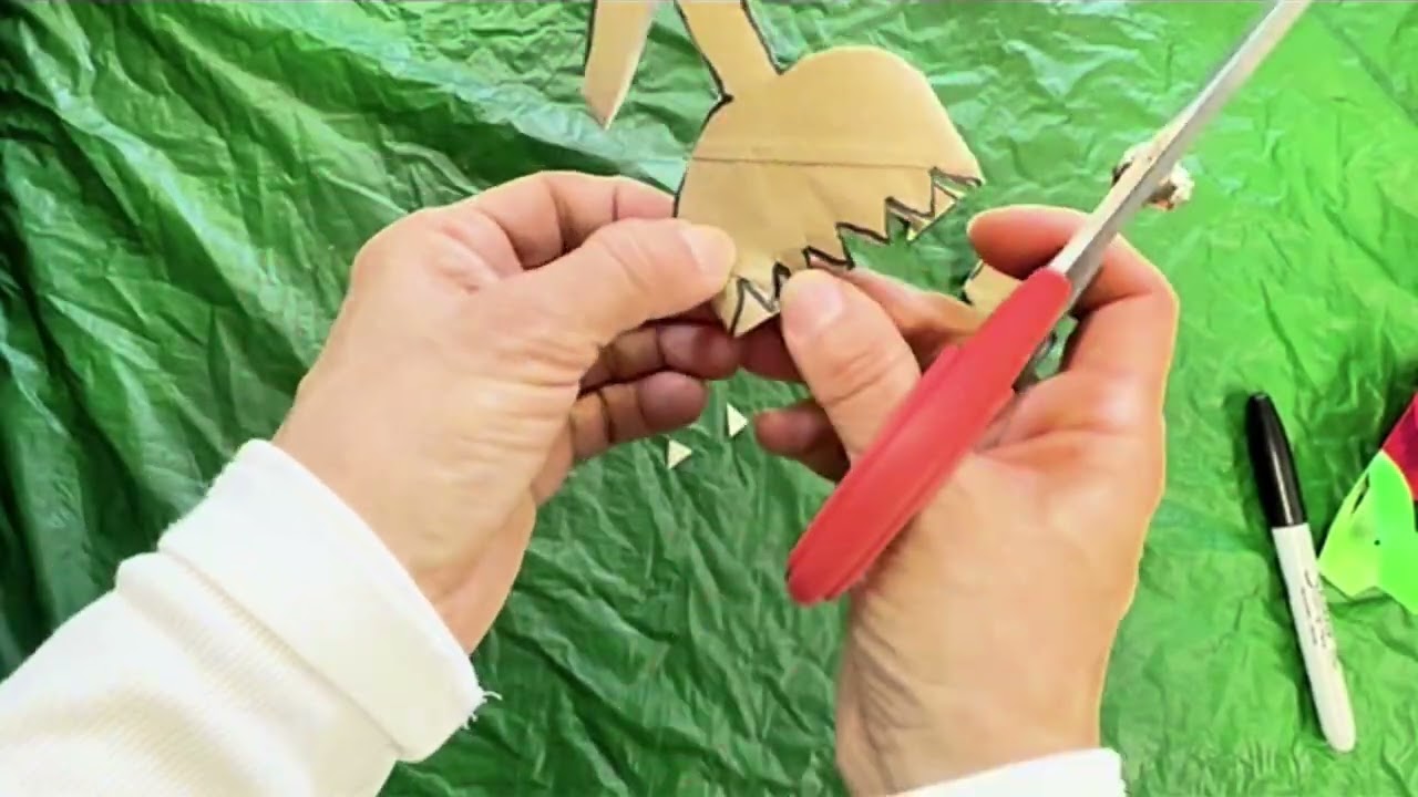 Nature Play Kit Tutorial #1: Toilet Paper Tulip