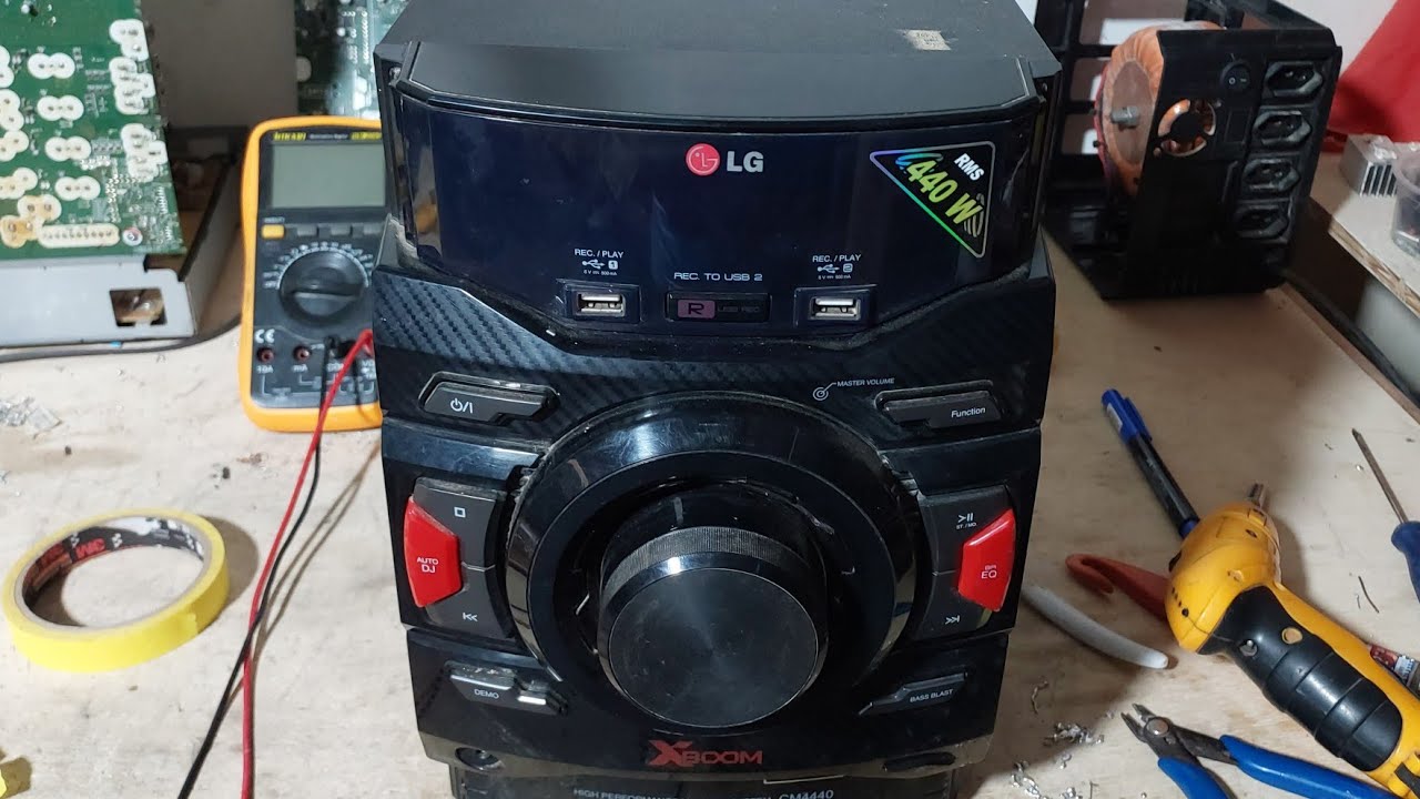 MINI SYSTEM LG  CM4440  NÃO LIGA