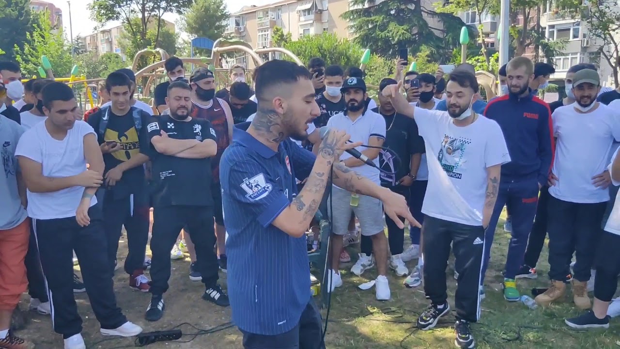 Uzi & Cesed | Acapella (Bakırköy İstasyon)