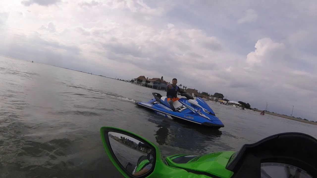Kawasaki 310 R Vs Yamaha Fxsho