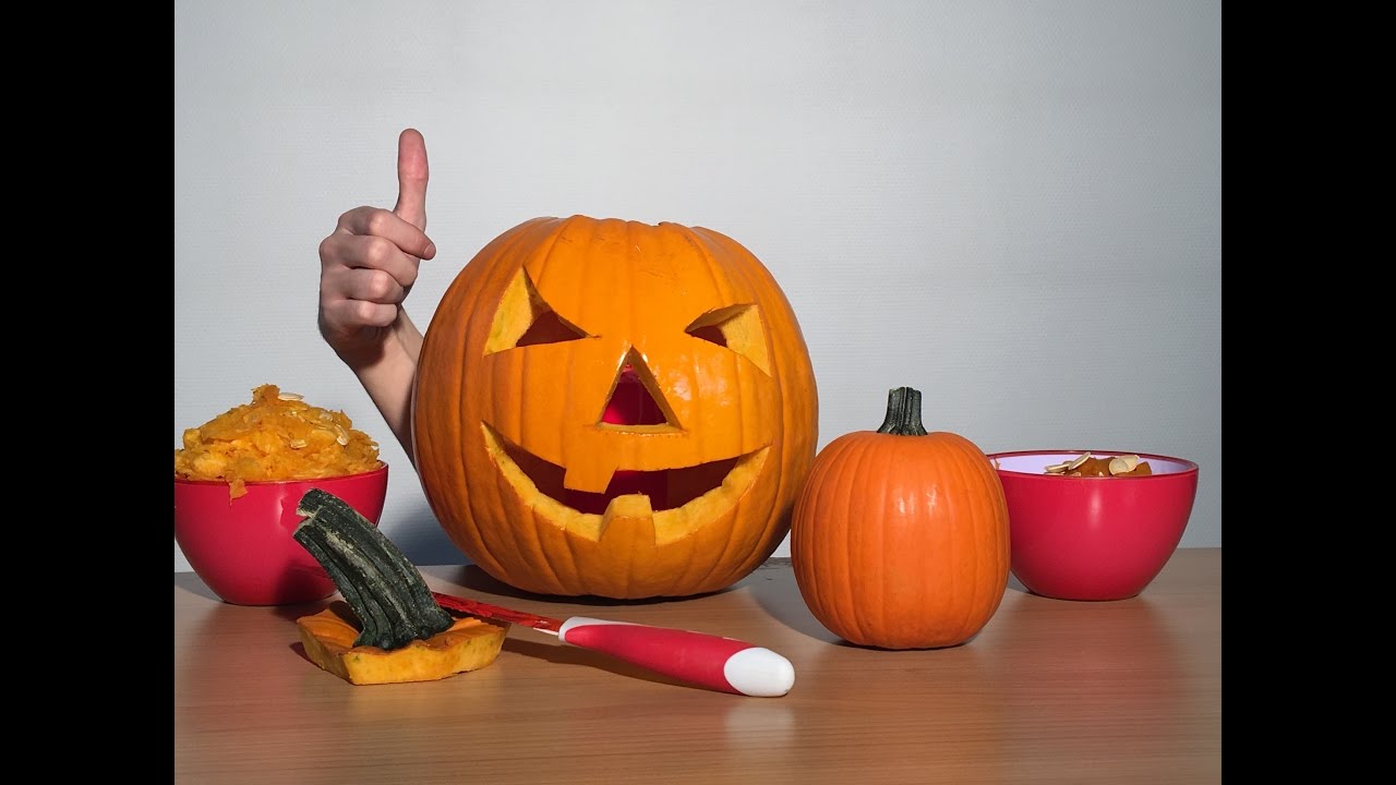 Kurze Videoanleitung: So wird ein Halloween-K&uuml;rbis geschnitzt