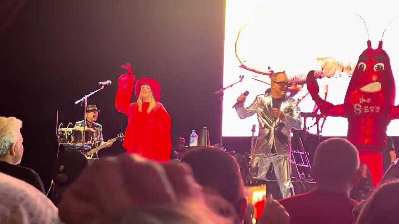 B52s - Planet Claire / Rock Lobster - Houston, Texas - 11-2-2025 