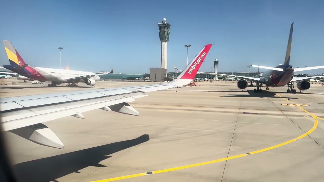 VietJet Air VJ881 Incheon International Airport TakeOff