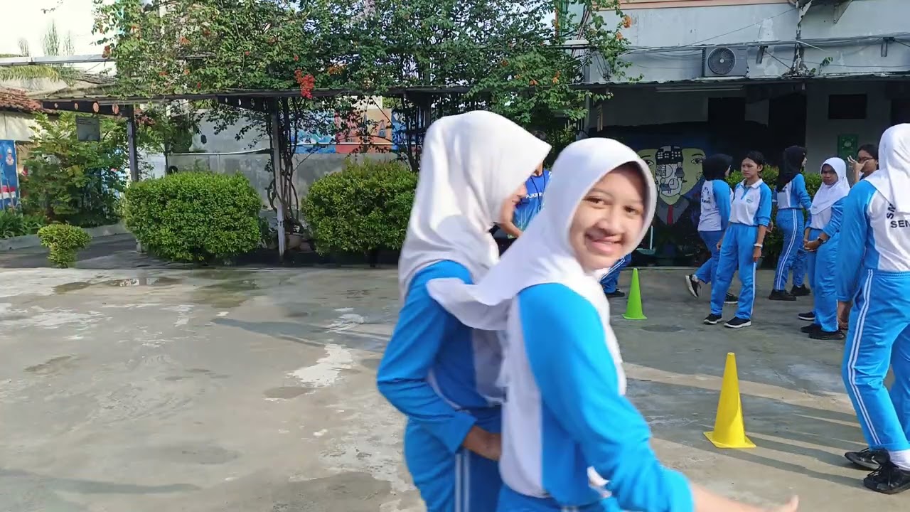 SMKN 8 SEMARANG| PJOK XI | LOMPAT JANGKIT | NAUFAL DIDA GARNIDA 23230008