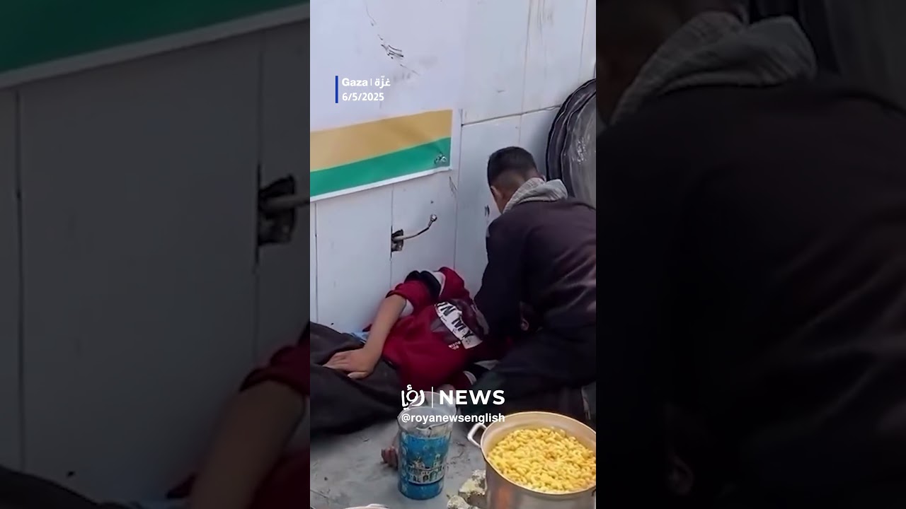 Child collapses during chaos at Gaza charity food distribution