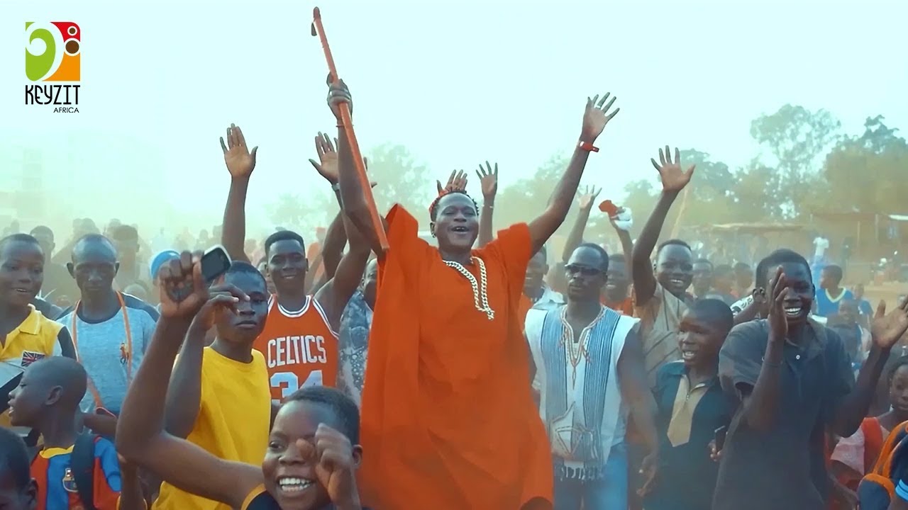 Floby - Toucher le plafond feat Mink's (clip officiel)