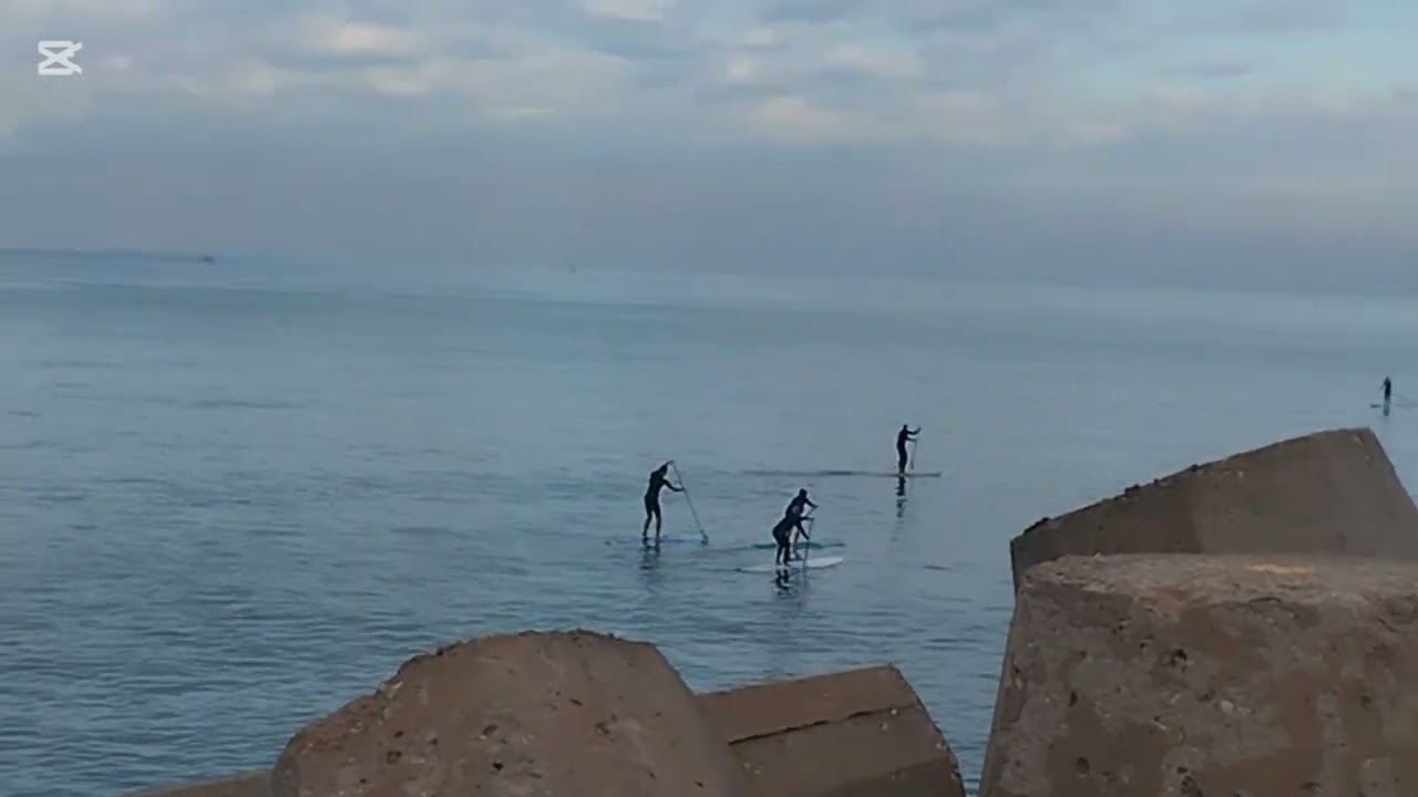 Surfing day ng mga momshie