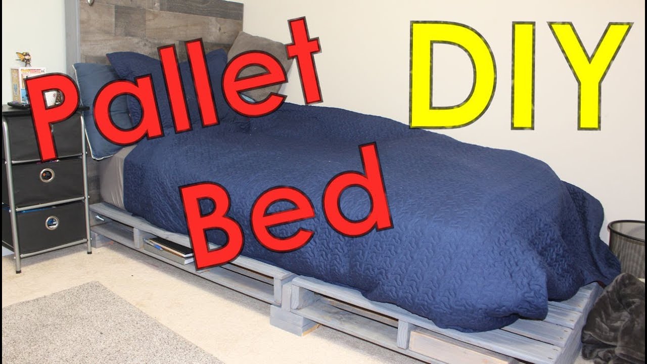 Pallet Bed Frame - Easy DIY Pallet Projects