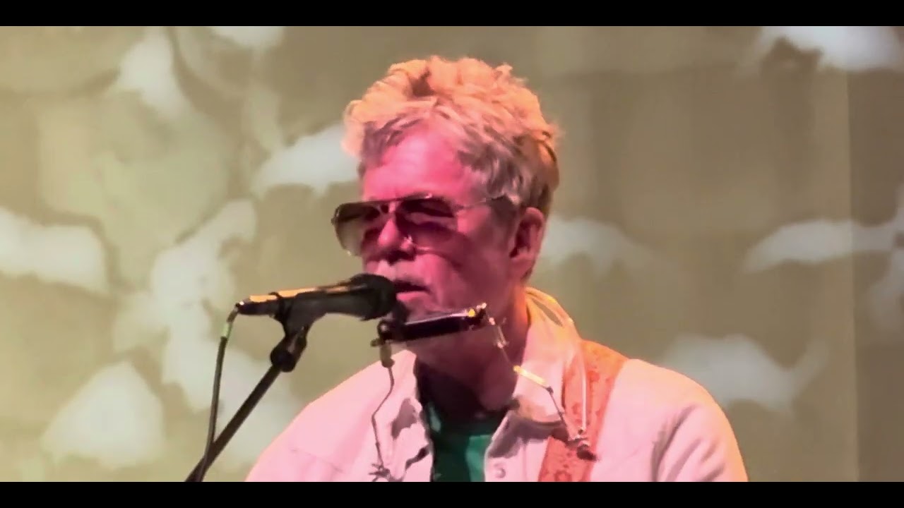 The Jayhawks performing &ldquo;Angelyne&rdquo; at the Fitzgerald Theater in Saint Paul, Minnesota. 12/19/24