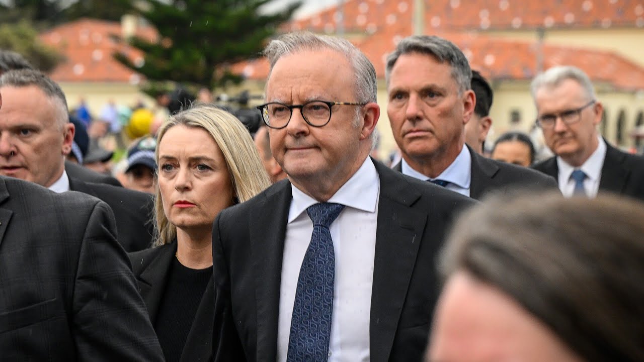 Albanese signals Royal Commission U-turn after weeks of refusing calls