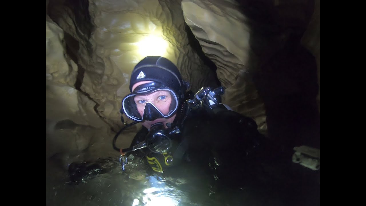 Cave diving France / Sabi, Ala, Andrzej, Misio / www.sabicavetecdiving.com/ passiondivers.net
