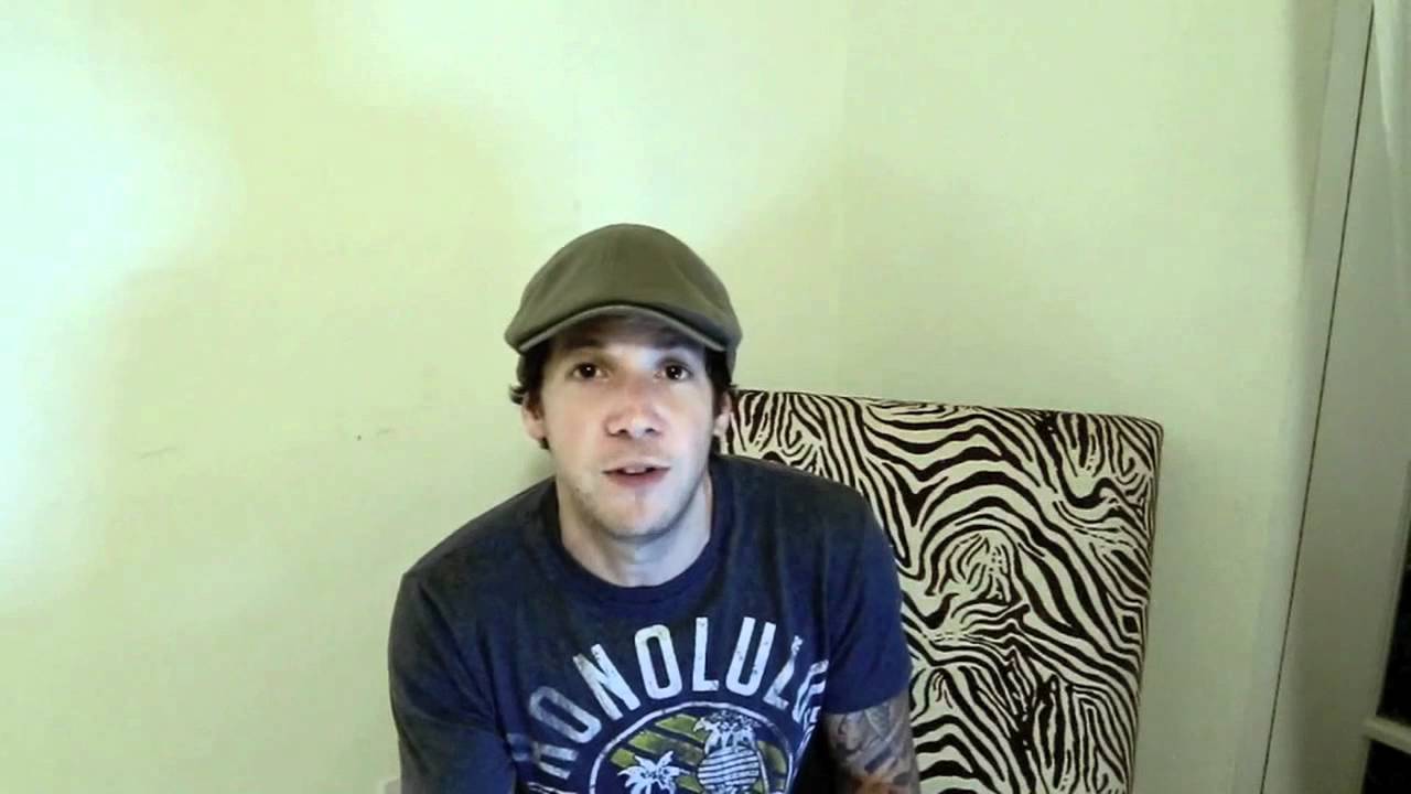 Simple Plan - Track by Track: Freaking Me Out
