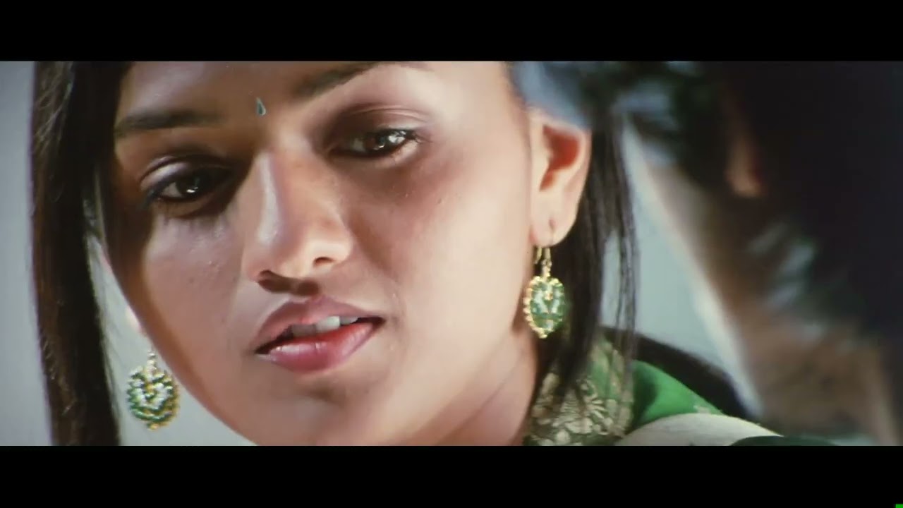 Kadhalil Vizhunthen (2008) Trailer