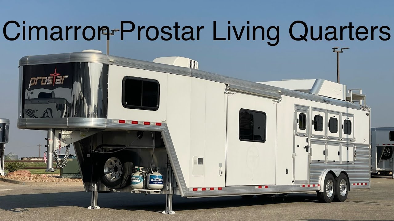 Cimarron Prostar 4 Horse Living Quarters
