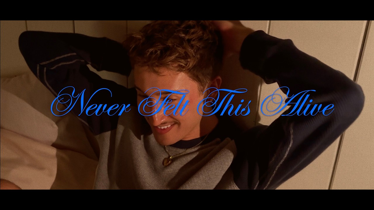 Cole Austin - NEVER FELT THIS ALIVE (Lyric Visualizer)