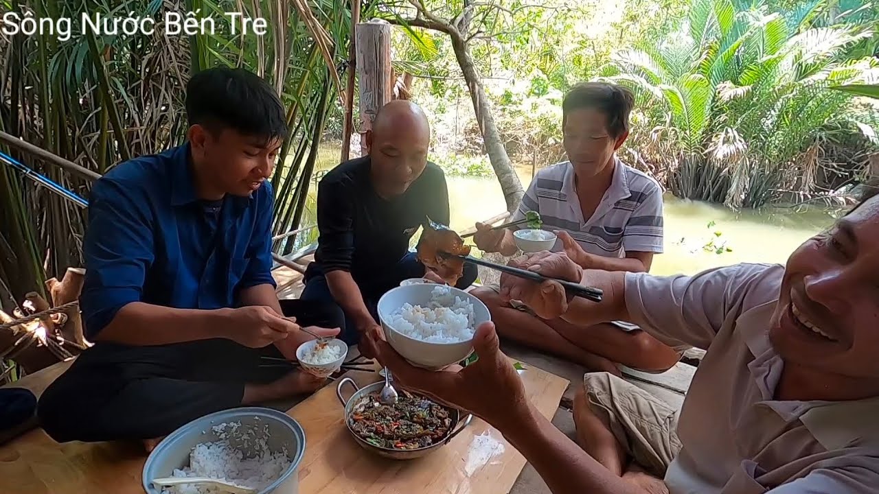 Mấy Anh Em Đi Chày Được Mớ Cá Ngác Về Kho Tiêu - Sông Nước Bến Tre 