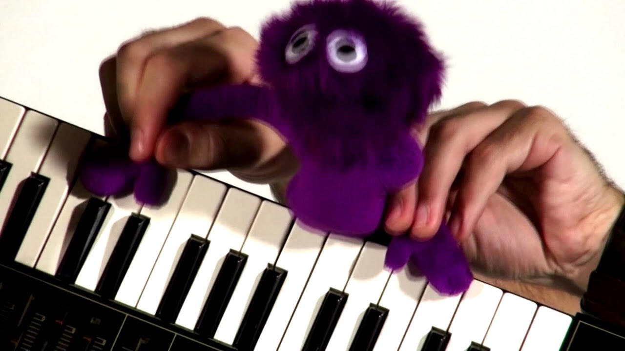 Bounce Cobra Intro 2012 (official)