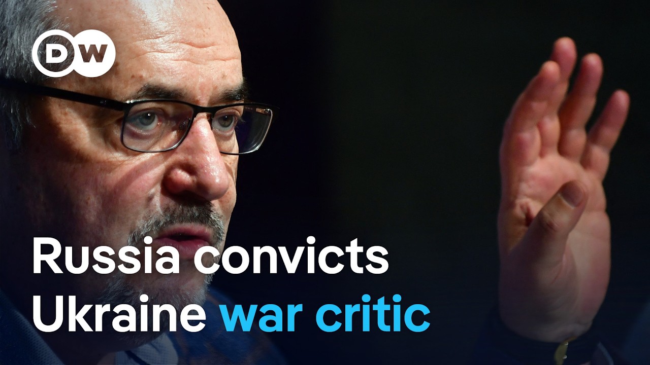 Russia convicts Putin critic for displaying 'extremist imagery' | DW News