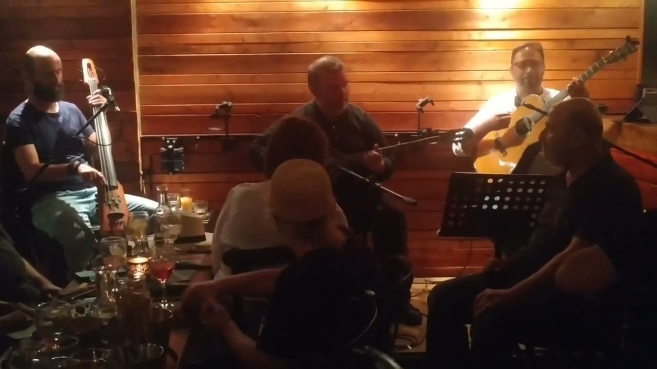 Κανείς...Κώστας Δουμουλιάκας, Νίκος Τατασόπουλος, Θοδωρής Μέρμηγκας, Θoδωρής Κουέλης