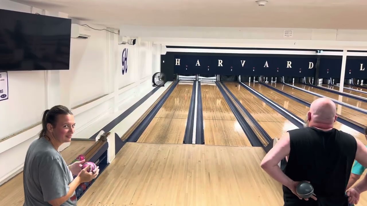 CANDLEPIN BOWLING!!!!!! Harvard speed league!!!!