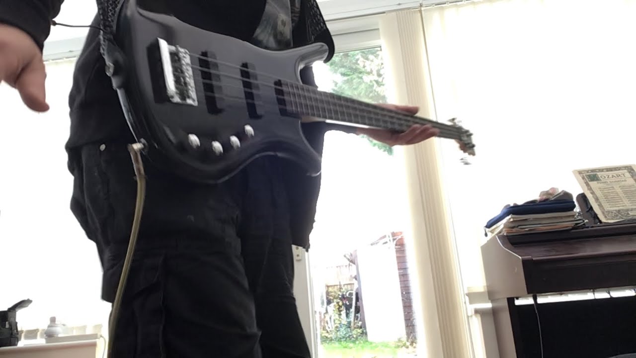 Warwick Rock Bass Corvette made in china 2004