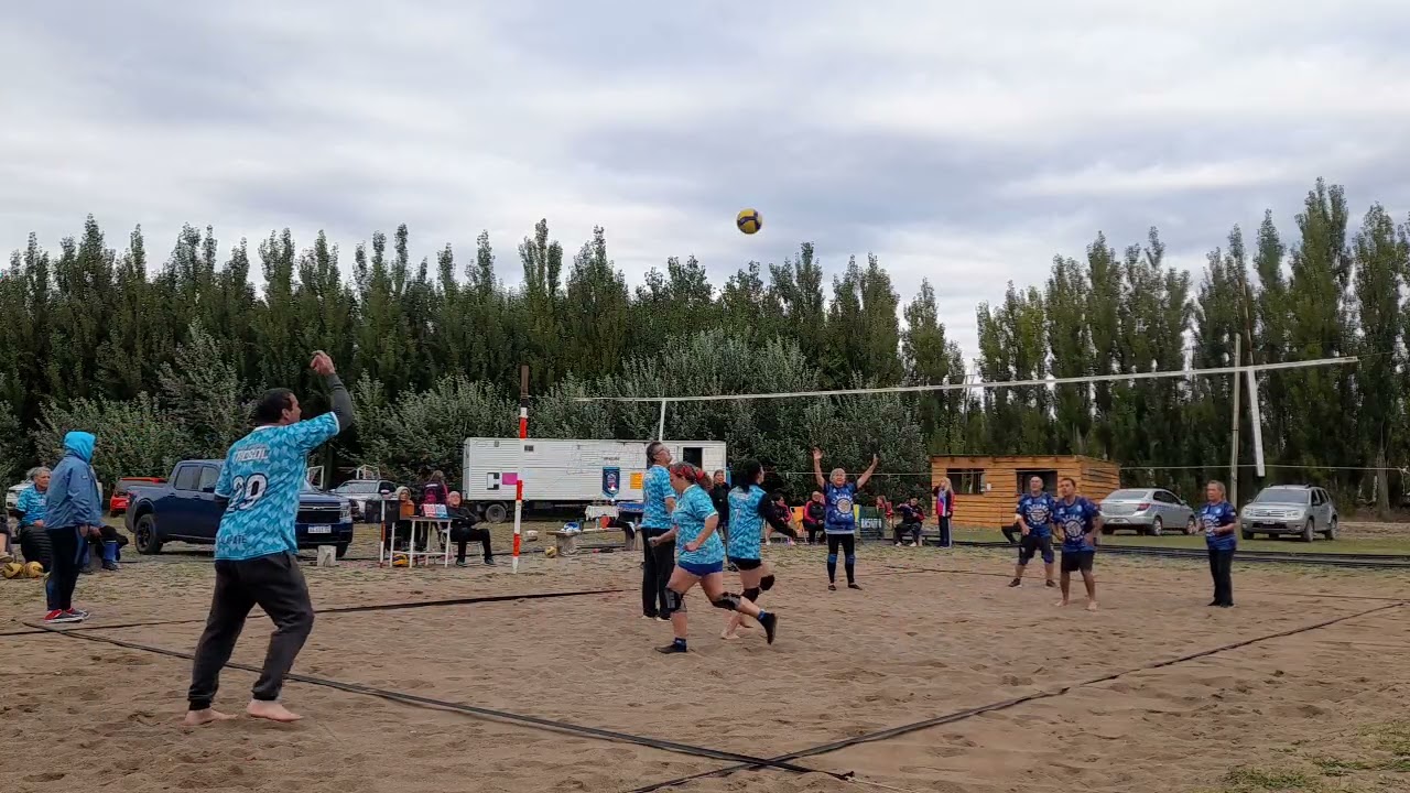 TREBOL AZUL VS GLACIARES B torneo aniversario HUAWAIS