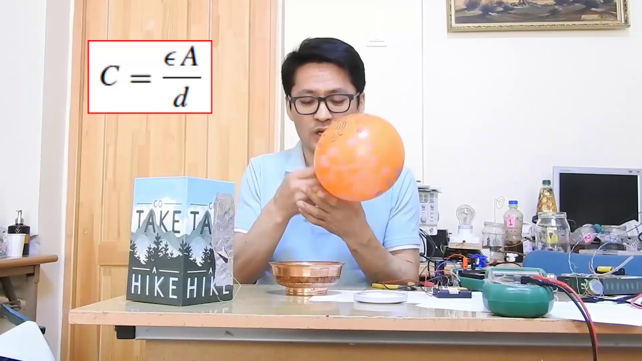 1-12: Конденсатор (Capacitor)