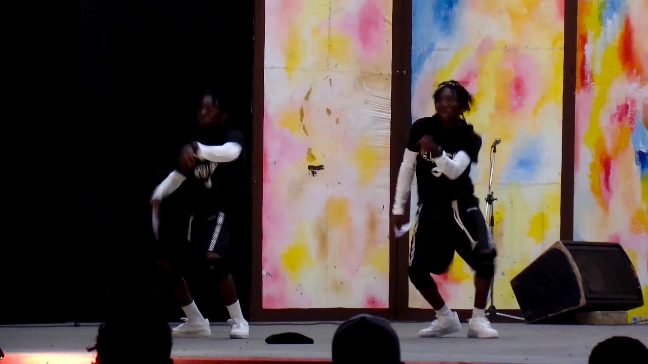 Les twins Ewce &Eacute;lieElys&eacute;e _tempo dance_final performance_2019 Canal olympia mid&egrave;