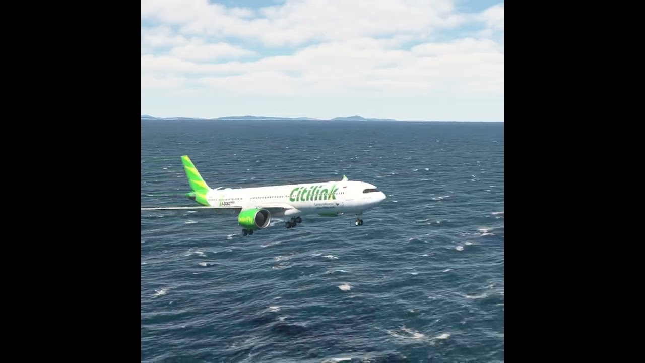 Airplane Emergency Landing in the open sea EP268