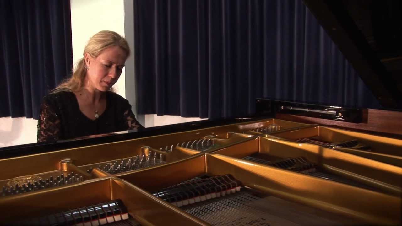 Anna Ivanova - Franz Liszt Consolation 4