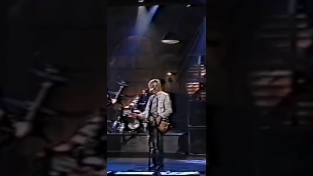 Kurt Cobain Messes Up in SNL Rehearsal #nirvana #kurtcobain #davegrohl #kristnovoselic #snl #grunge
