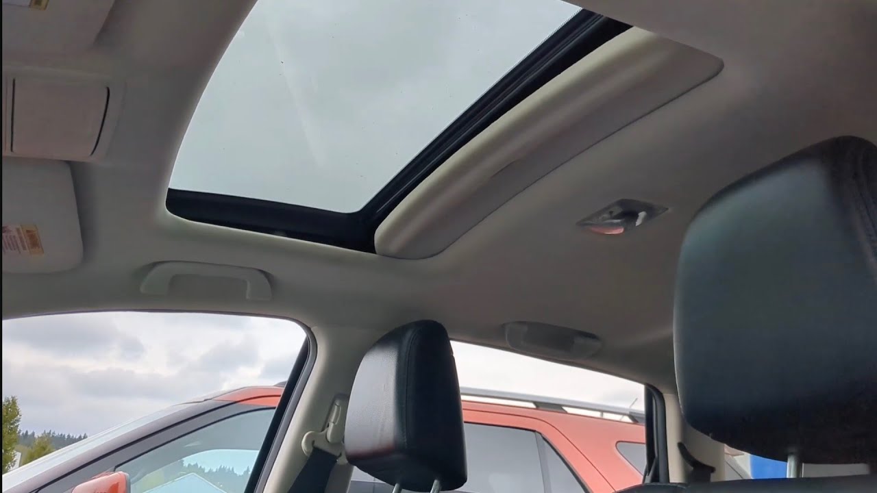 2016 Honda CRV Sunroof Glass Removal