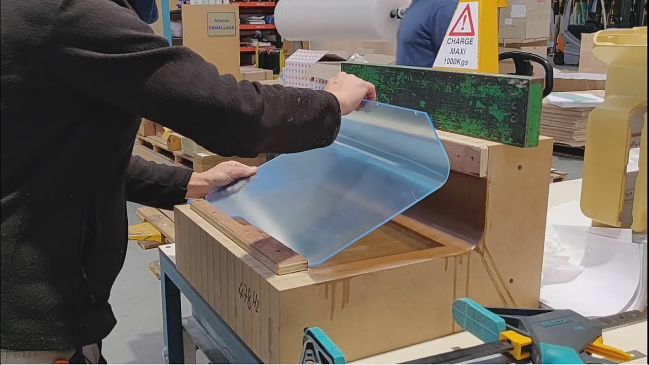 Pliage de matières plastiques - industrie de transformation plastique