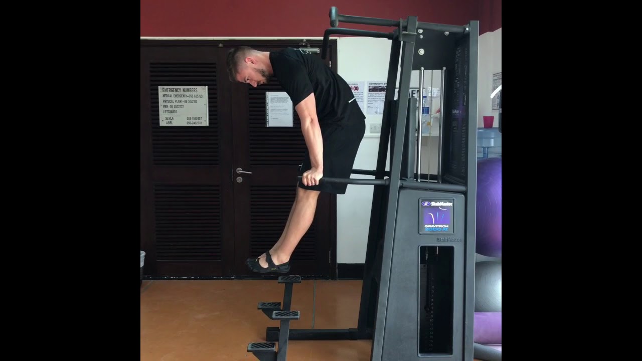 Pec Minor Dips