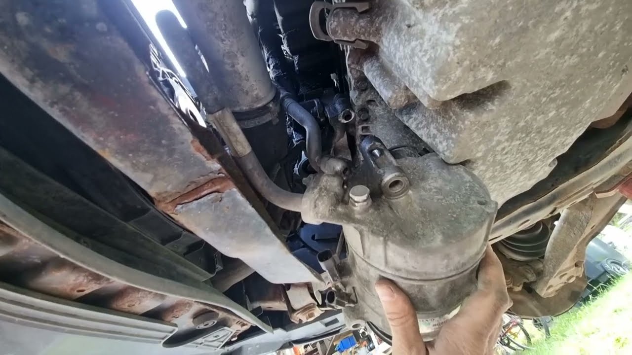 Volvo XC70 2012 D5 AC compressor change