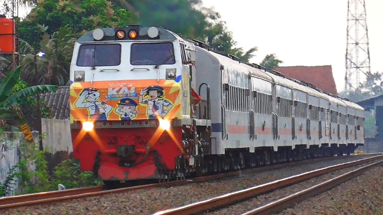 HUNTING KESIBUKAN KERETA API DI SEBELAH TIMUR STASIUN KEBUMEN SAMPAI TERJADI BEBERAPA KALI PAPASAN‼️